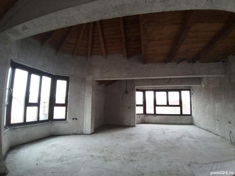 Casă cu 4 camere în Lugoj