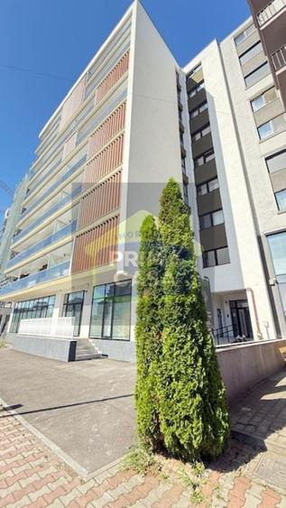 Apartament cu 3 camere nedecomandat în Central