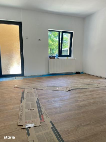 Casă cu 2 camere cu Teren 400 Mp în Mărgineni
