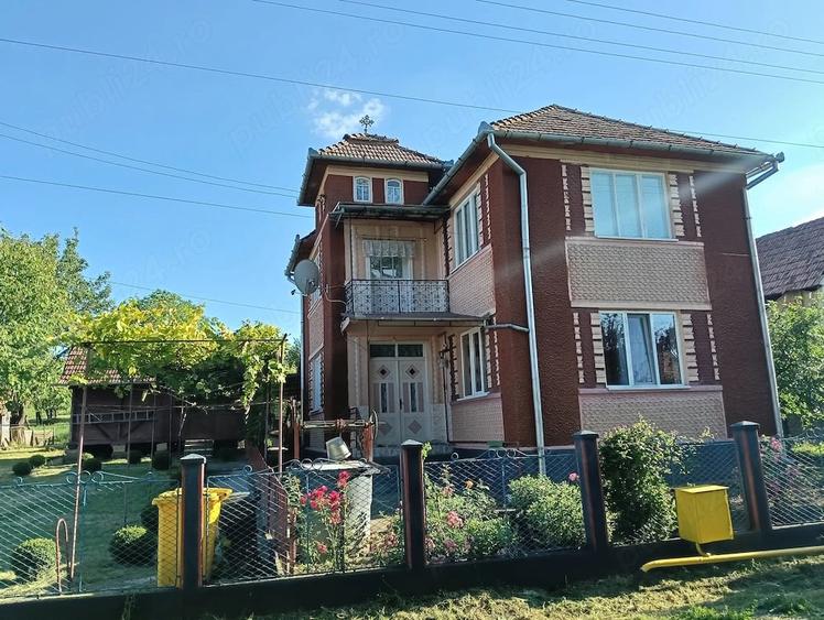 Casă cu 3 camere cu Teren 40 Mp în Țagu