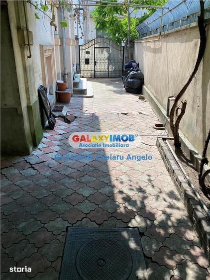 Casă cu 6 camere cu Teren 222 Mp în Centrul Civic