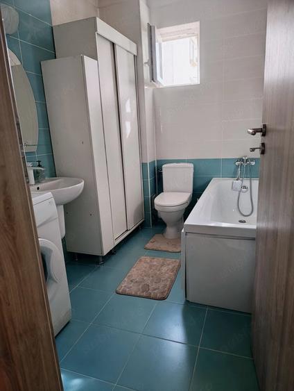 Apartament cu 2 camere semidecomandat în Turnișor