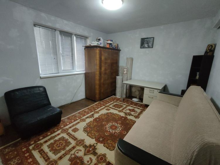 Inchiriez casa cu curte, garaj si foisor ideala pentru familie - 8