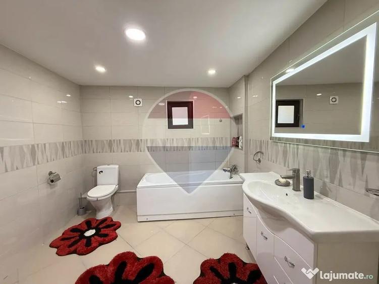 Casă cu 3 camere cu Teren 587 Mp în Glina