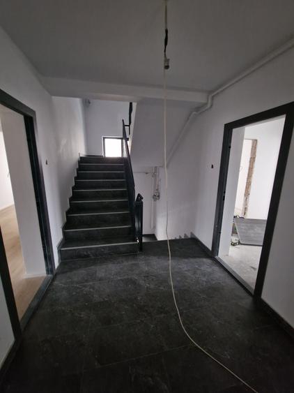 Apartament cu 2 camere decomandat în Prelungirea Ferentari