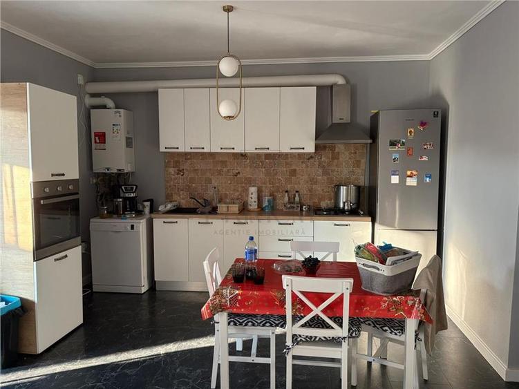 Duplex cu 3 camere cu Teren 250 Mp în Șag