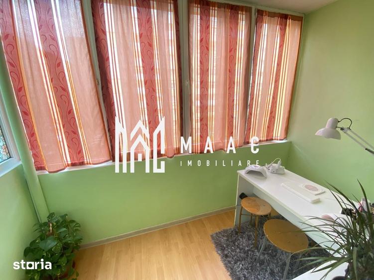 Apartament cu 3 camere în Vasile Aaron