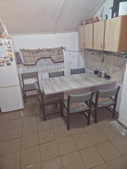 Casă cu 3 camere cu Teren 1000 Mp în Nuci