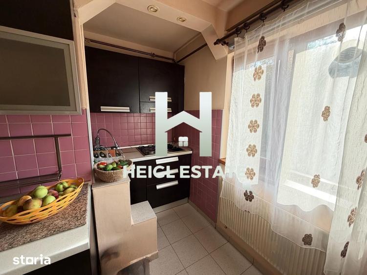 Apartament cu 3 camere în Lipovei