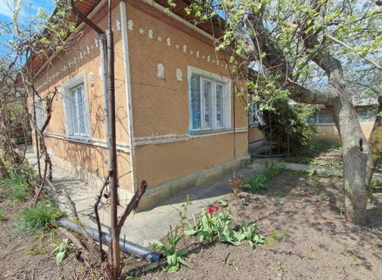 Casă individuală cu 5 camere cu Teren 510 Mp în Copou
