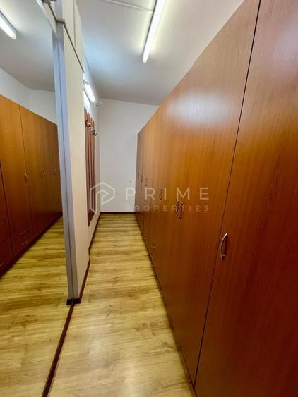 Apartament cu 4 camere decomandat în Semicentral