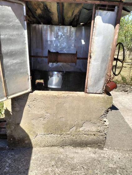 Casă cu 3 camere în Joia Mare