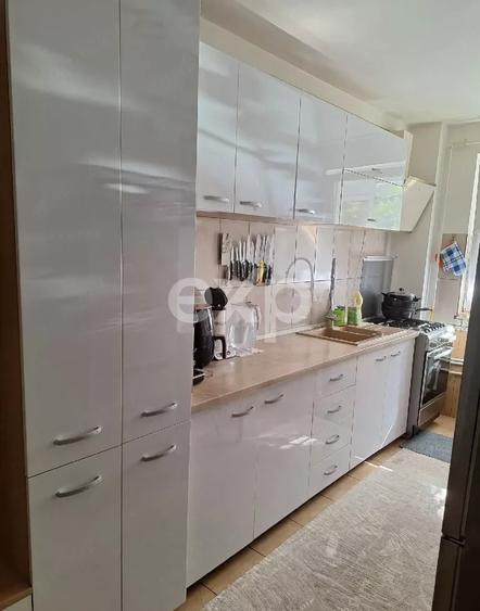 De vânzare apartament 2 camere decomandate, 60 m2, str.Ferdinand, Jud Constanta - 3