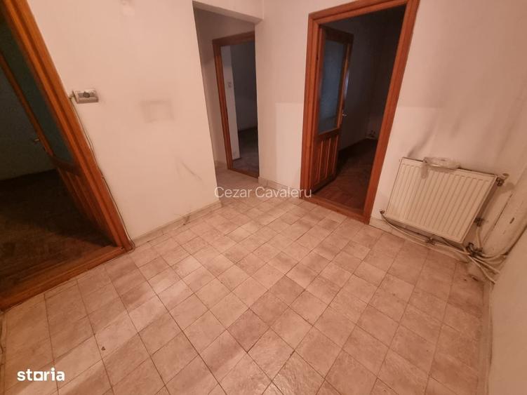 Stefan cel Mare-Curtea de Apel-3 camere/parter/rezidential sau birou