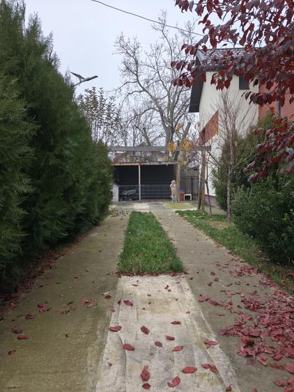 Casă individuală cu 3 camere cu Teren 500 Mp în Gulia