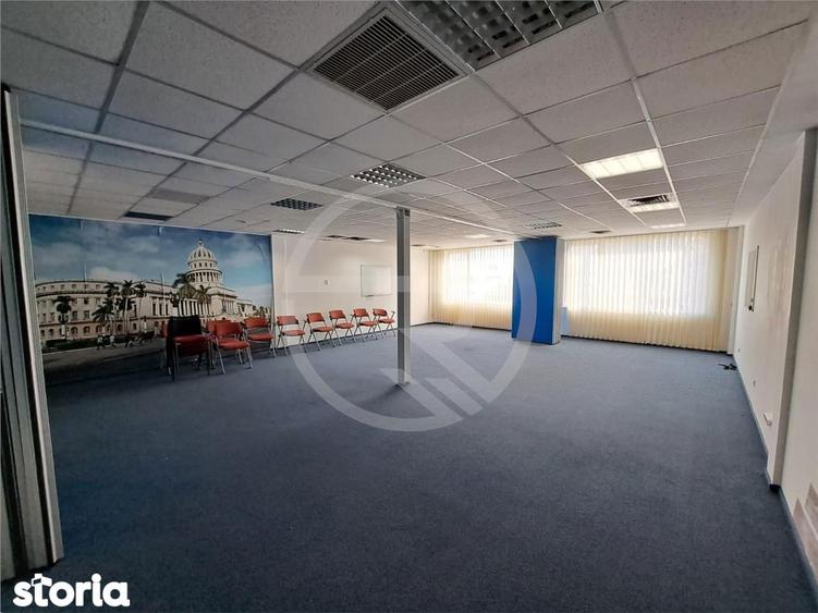 Spațiu comercial, de 80 mp, în Gruia