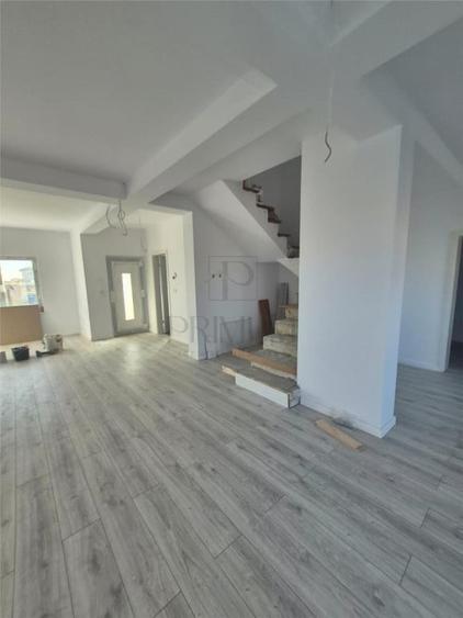 Duplex despartit - zona excelenta - finiaje premium - 3