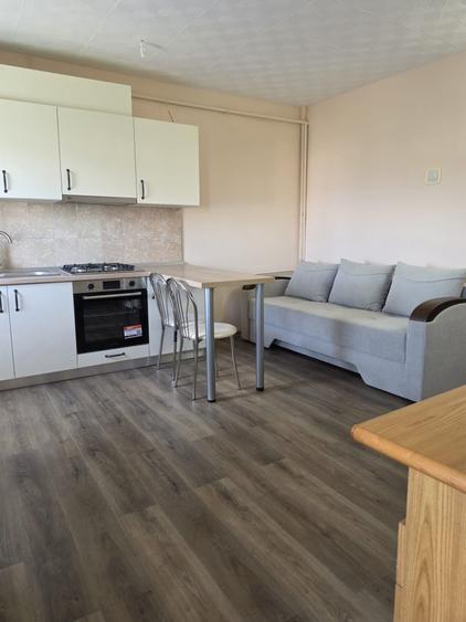 Apartament cu 2 camere decomandat, mobilat în Cug