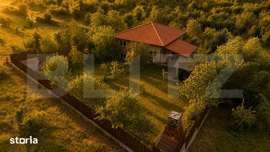 Casă cu 3 camere cu Teren 100 Mp în Livezeni