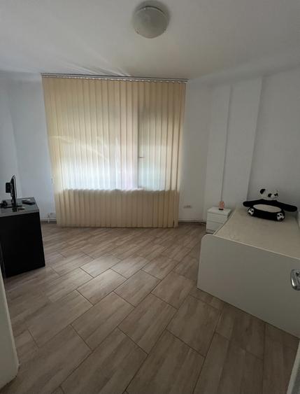 Apartament cu 4 camere în Cișmigiu