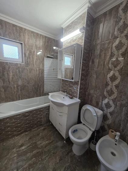 Inchiriez apartament 2 camere - 10