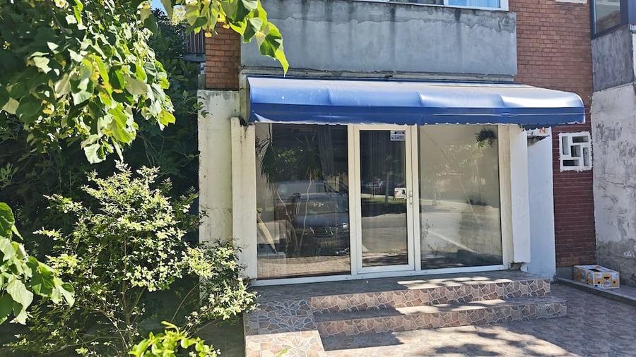 Apartament cu 3 camere semidecomandat în Crihala