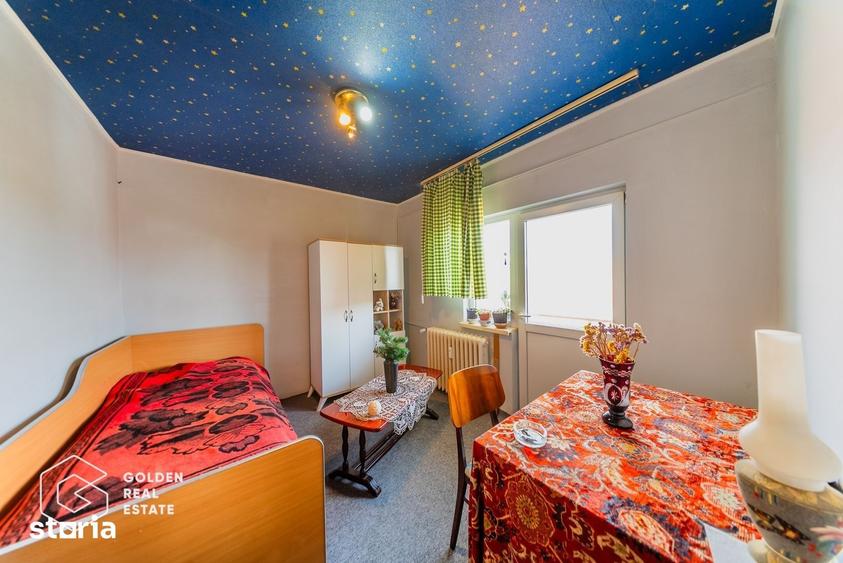 Apartament cu 4 camere decomandat în Micălaca
