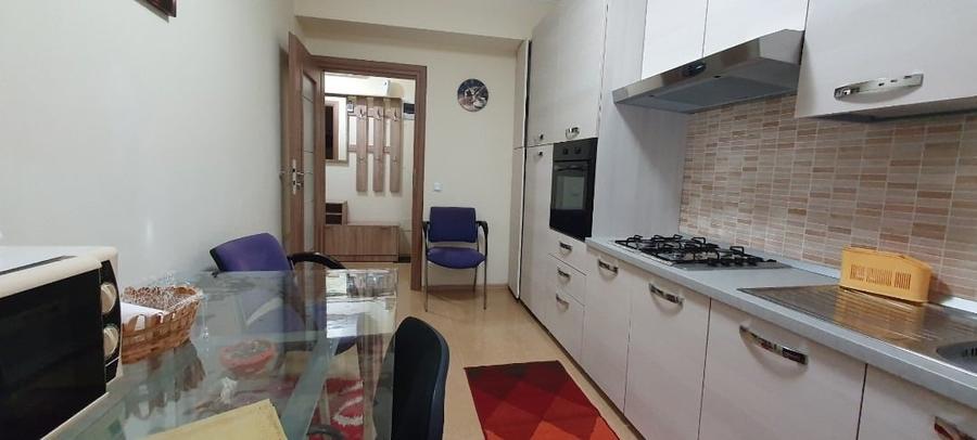 Garsonieră decomandată, mobilată în Central