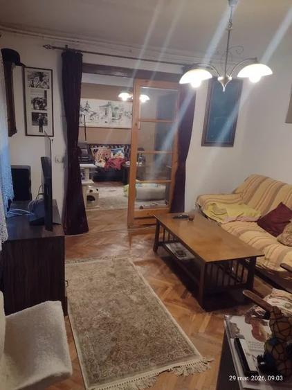 Apartament cu 4 camere decomandat, mobilat în Cotroceni