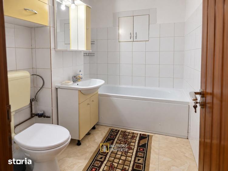 Apartament cu 3 camere decomandat în Micălaca