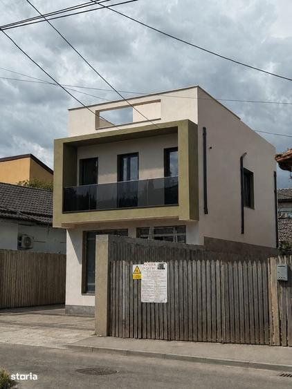 Casă cu 3 camere în Central