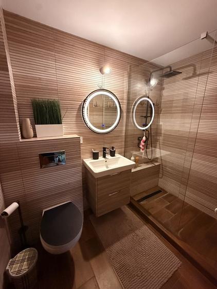 Apartament cu 2 camere decomandat în Exterior Vest