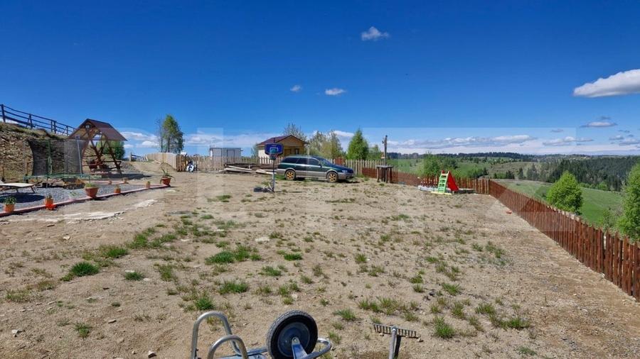 Teren Construcții intravilan de 1850 mp, în Măguri