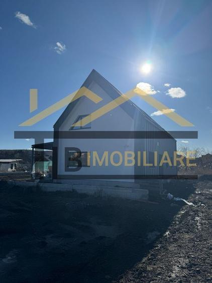 Casă individuală cu 4 camere cu Canalizare în Sângeorgiu de Mureș