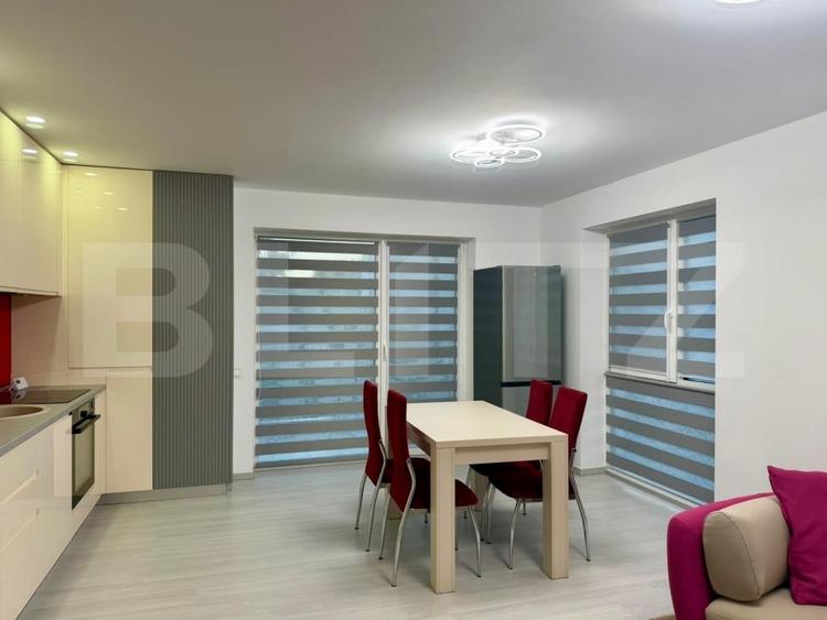 Apartament cu 3 camere decomandat, mobilat în Unirii