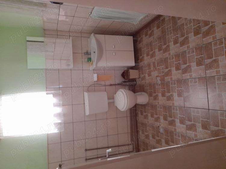 Casă cu 4 camere în Micro 14