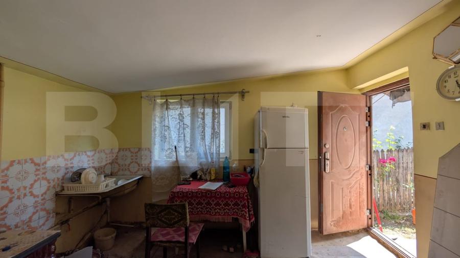 Casă individuală cu 3 camere cu Canalizare în Micro 11