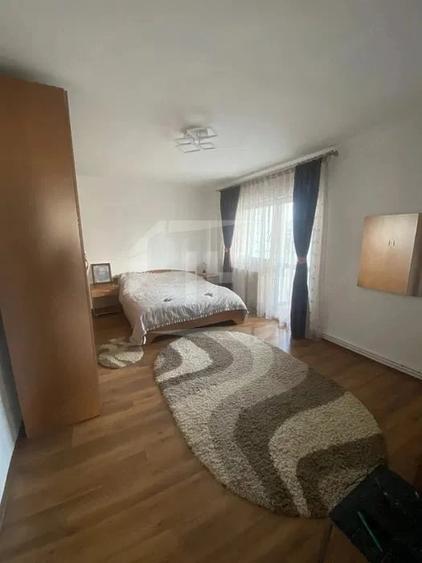 Apartament cu 3 camere semidecomandat în Între Lacuri