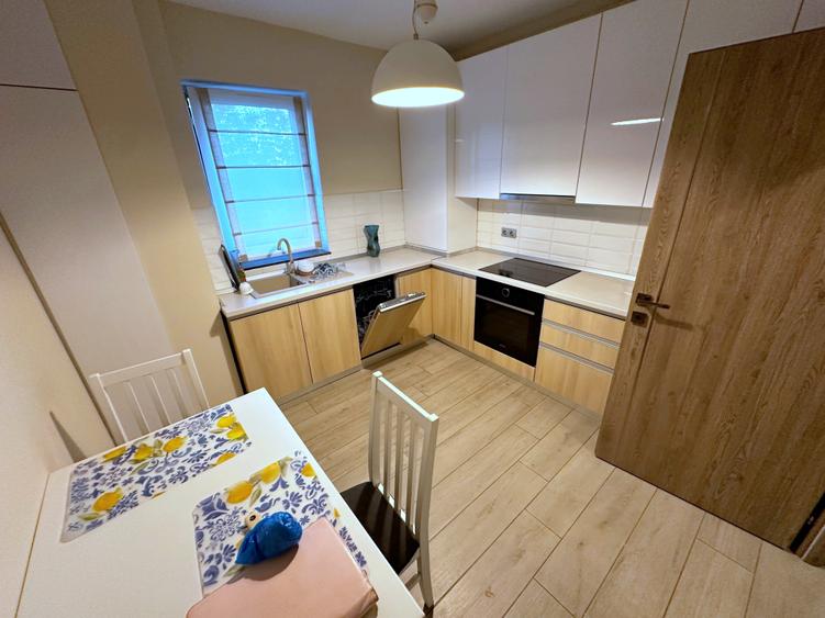 Apartament cu 2 camere decomandat în Mărăști