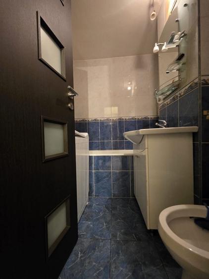 Apartament cu 3 camere decomandat în Drumul Taberei