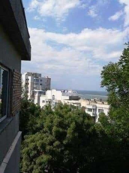 Apartament cu 2 camere decomandat în Faleza Nord
