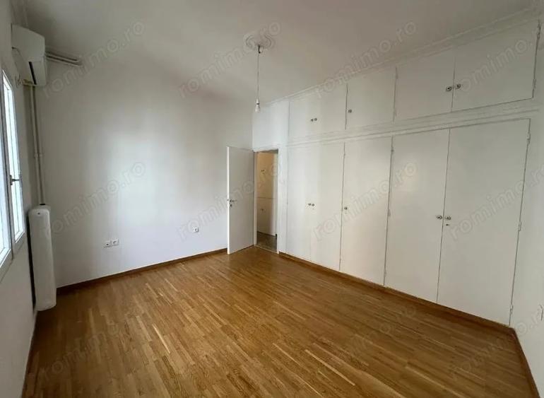 Spațiu comercial, de 180 mp, în Romană