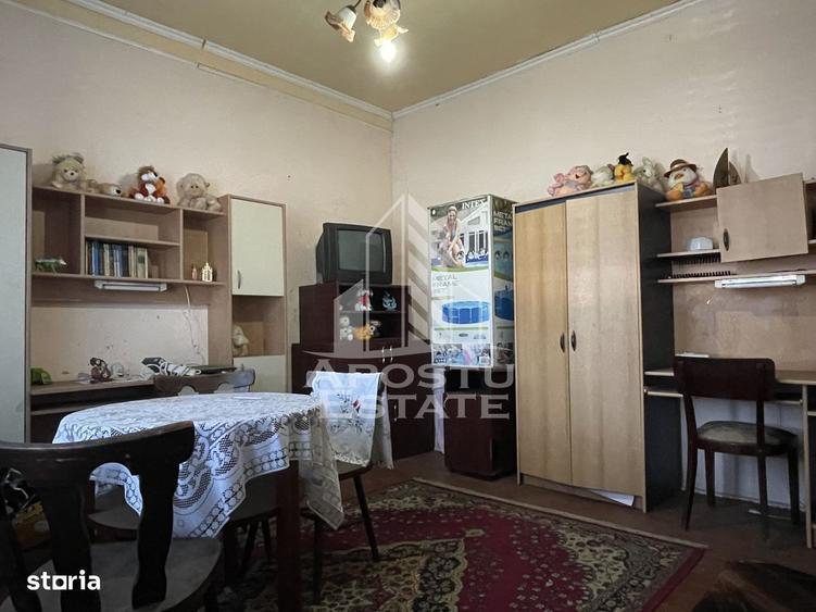 Casă cu 3 camere în Dâmbovița