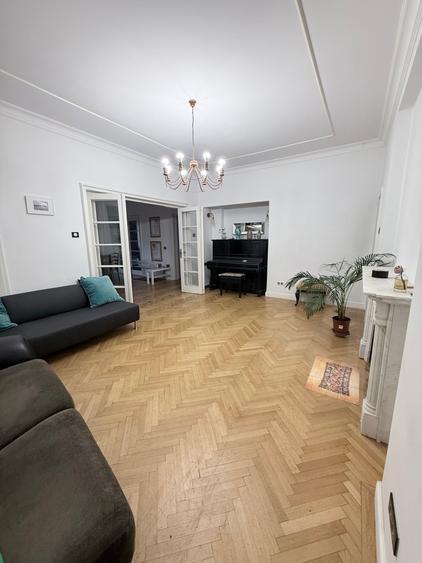 Apartament cu 5 camere în Cotroceni