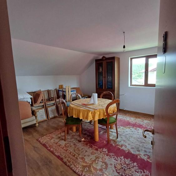Casă cu 4 camere în Fitionești