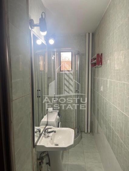 Apartament cu 2 camere decomandat în Complex Studențesc