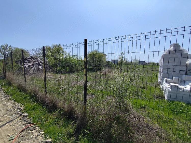 Teren de 400 mp, în Dumitrana