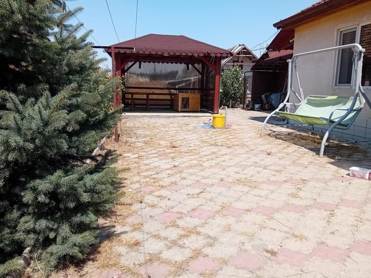 Casă individuală cu 3 camere cu Canalizare în Săcălaz