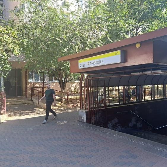 Garsonieră decomandată, mobilată în Dristor