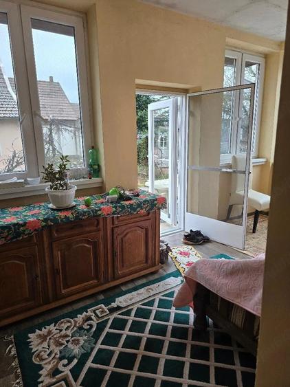 Casă cu 2 camere cu Teren 3040 Mp în Central